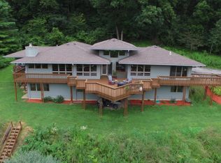 N791 E Hills Rd, La Crosse, WI 54601