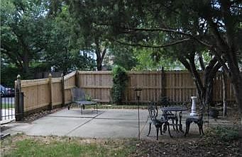 2nd image of 7059 Valley Rd