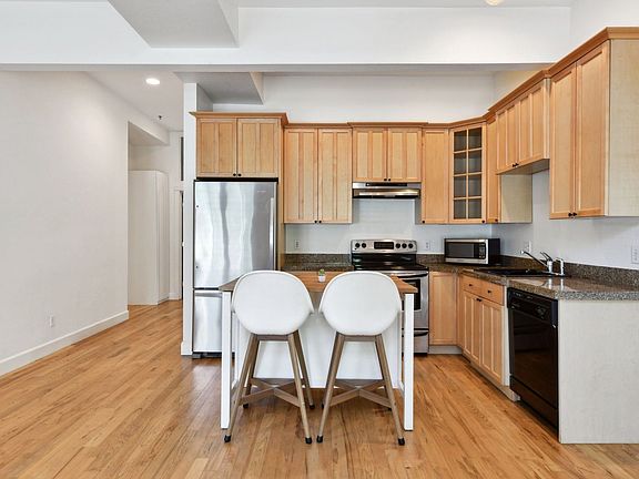 3rd image of 800 E 18th Ave APT 102