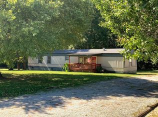 1058 E Mount Eden Rd, Russell Springs, KY 42642