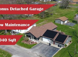 417 Jefferson St, Staunton, IL 62088