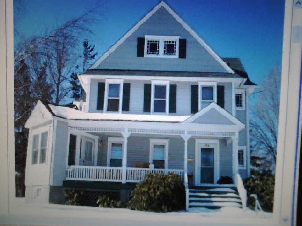 1st image of 41 Woodlawn Ave