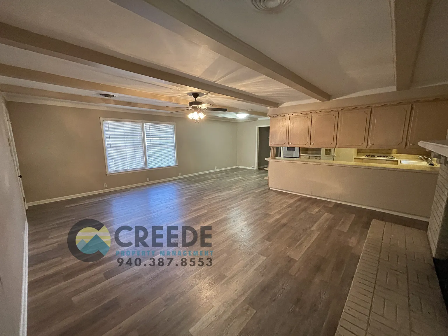 611 East University Drive - 01 — Photo 2