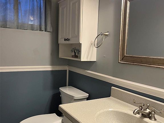 4th image of 3 Decatur Lane