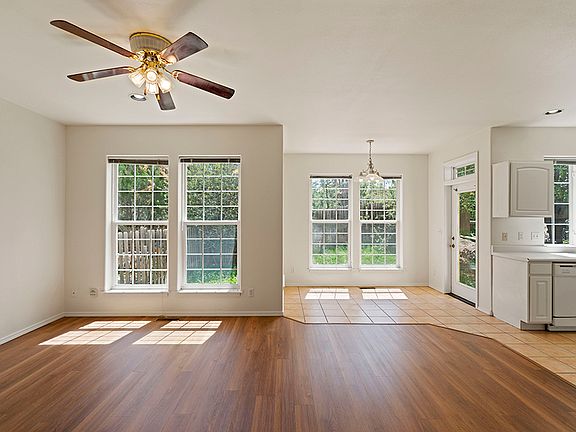 5th image of 606 Valentine Dr