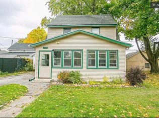 332 Bleacker Rd, Rochester, NY 14609