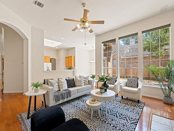 3rd image of 5721 Trelawney Ln