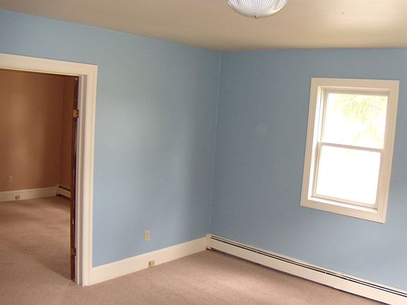 5th image of 317 Strode Ave #2