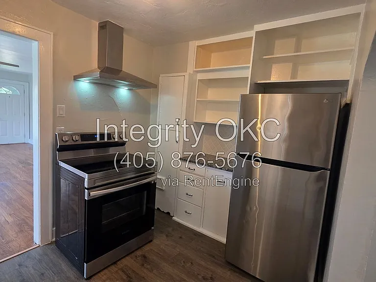 306 E Hughbert St — Photo 10