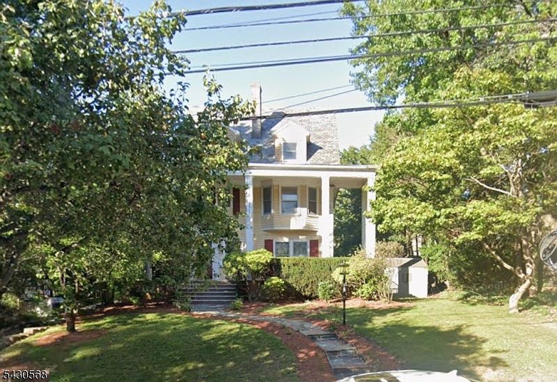 1st image of 146 Boulevard