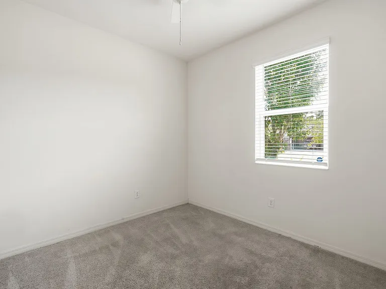 9108 Freedom Hill Dr — Photo 6