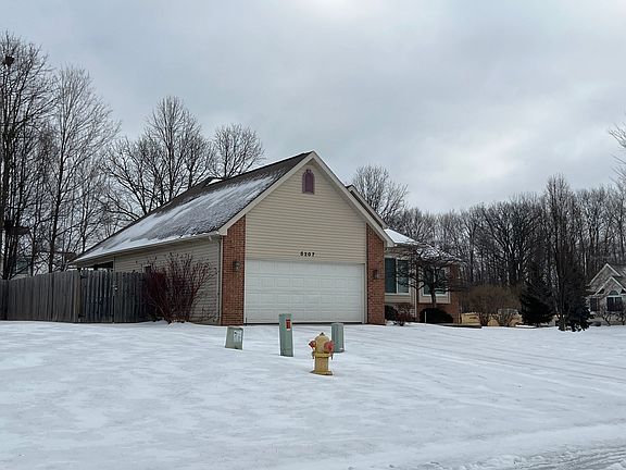 3rd image of 5207 Cypress Cir