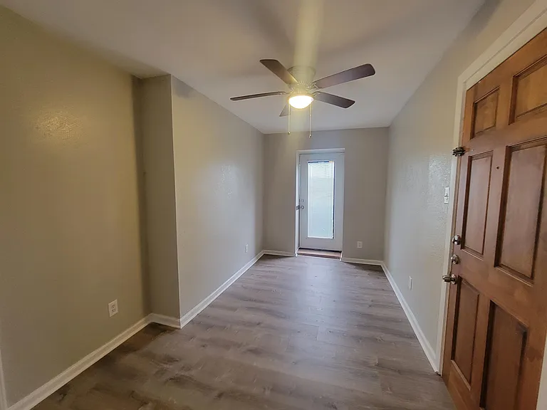 3609 Avenue S 1/2 — Photo 9
