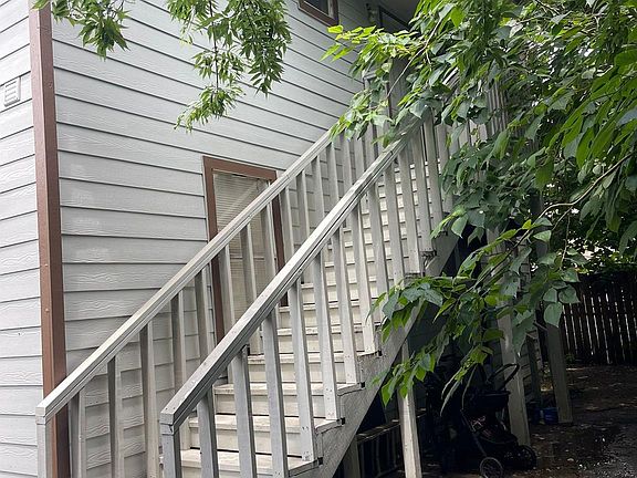 4th image of 4718 Gunter St