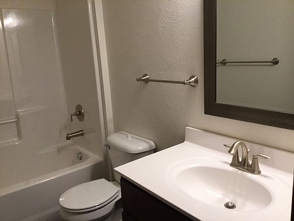 3rd image of 535 Ryman St APT 101