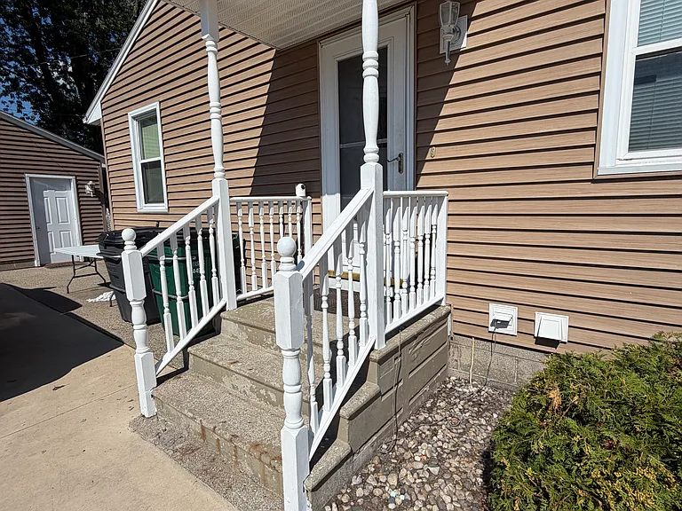2074 W Norton Ave — Photo 15