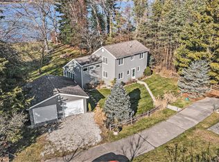 214 Tourmaline Trl, Horton, MI 49246