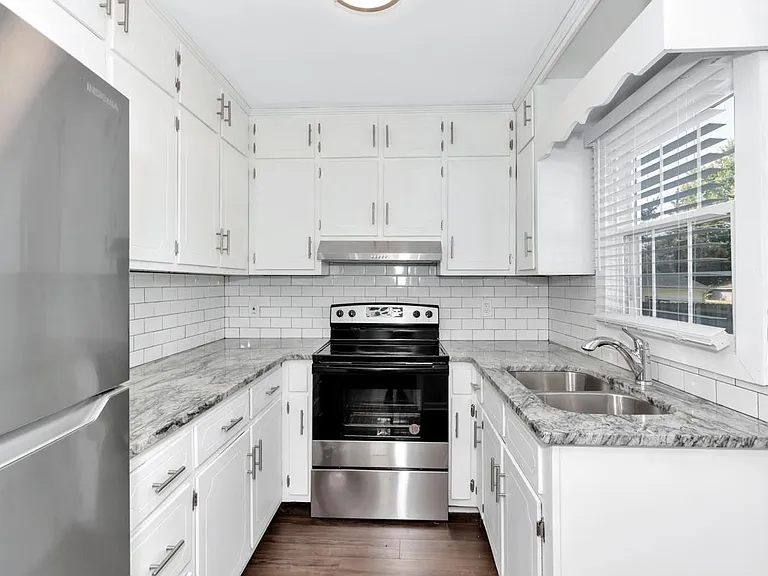 3116 Hale Dr SW — Photo 13