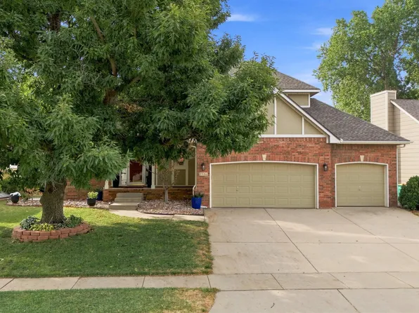 2526 N Hazelwood St, Wichita, KS 67205