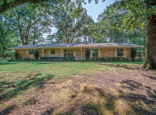 209 McKinley Ln, Longview, TX 75604