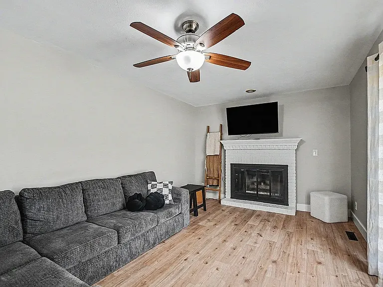 51222 Crooked Oak Dr — Photo 6