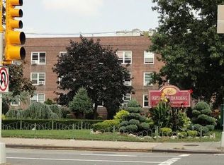 141-21 Union Tpke APT 2B, Flushing, NY 11367
