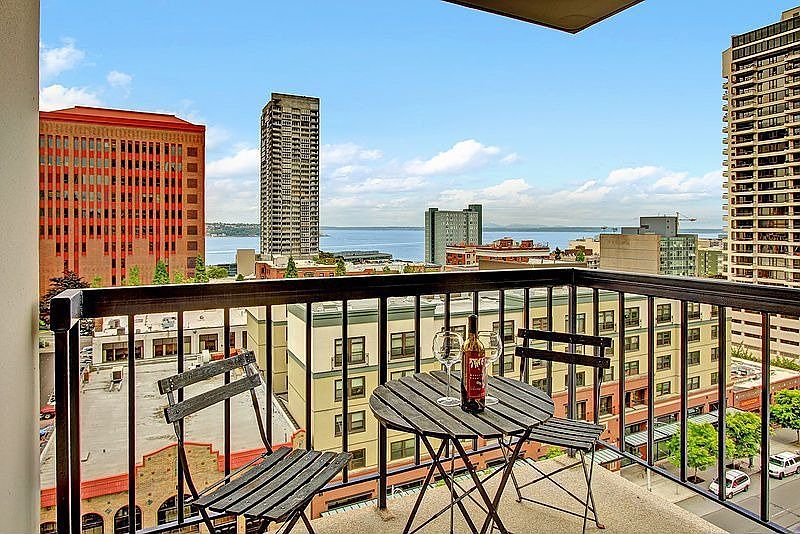 View Deck from #1003