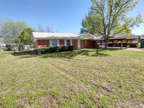 102 McWood St, Eastland, TX 76448