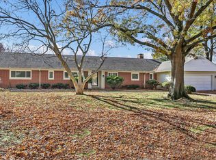 811 Dodds Dr, Champaign, IL