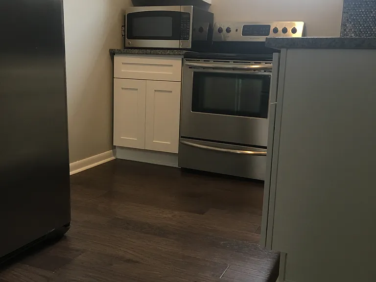 800 5th St #2B — Photo 9