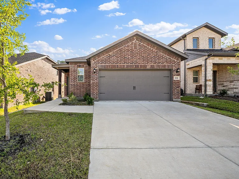 3211 Bedstraw Ln — Photo 5