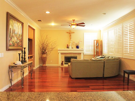 4th image of 15299 La Casa Dr