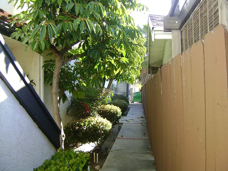 4465 Mississippi St — Photo 4