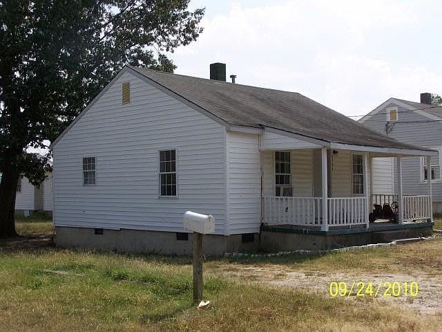 2nd image of 1284 Walters St