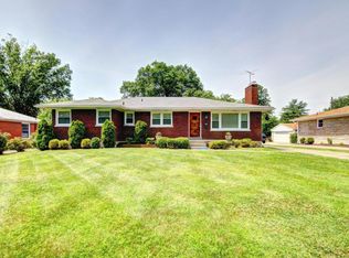 604 Breckenridge Ln, Saint Matthews, KY 40207