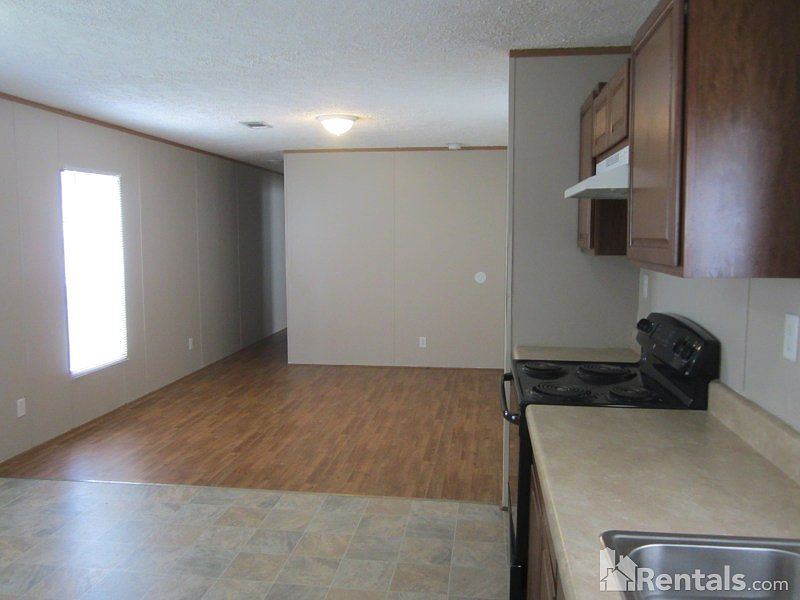 2nd image of 7015 Hudson River Dr