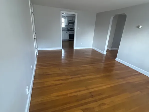 273 Neponset Ave APT 1, Dorchester, MA 02122