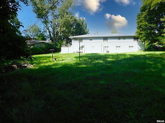 3rd image of 4914 W Linda Ct