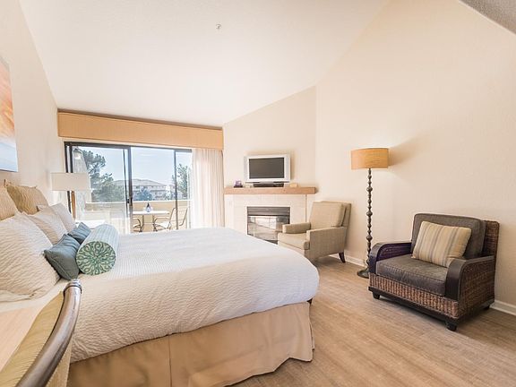2nd image of 325 Seascape Resort Dr #325