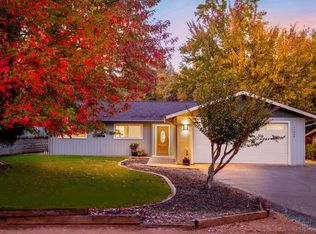 11443 Torrey Pines Dr, Auburn, CA 95602