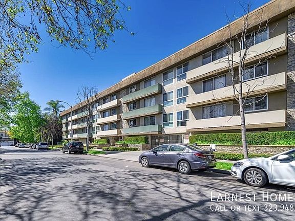 2nd image of 525 N Sycamore Ave APT 321