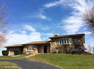 722 Crossroad School Rd, Hedgesville, WV 25427