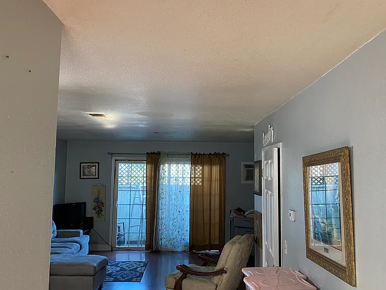 2237 Hillsborough Ct #3 — Photo 19