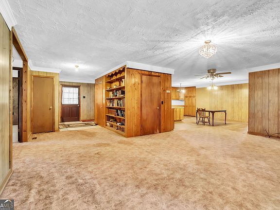 4th image of 602 Harper Rd