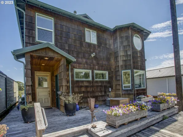 27448 NW Saint Helens Rd Unit 462, Scappoose, OR 97056