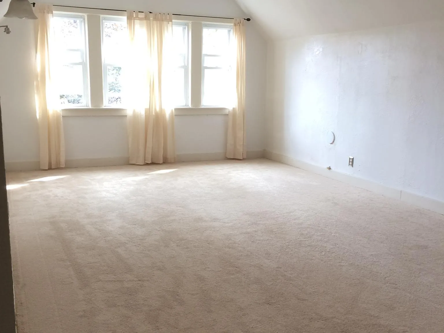 97 Hodge Ave — Photo 3