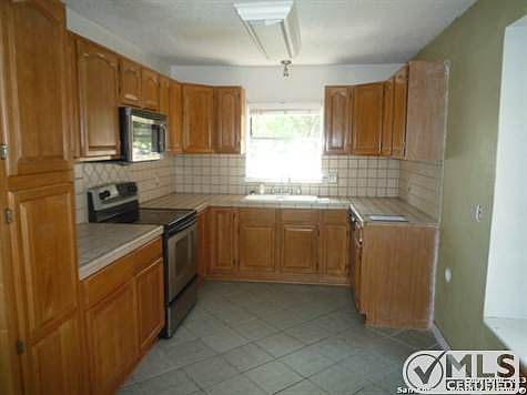 4th image of 111 Greycliff Dr