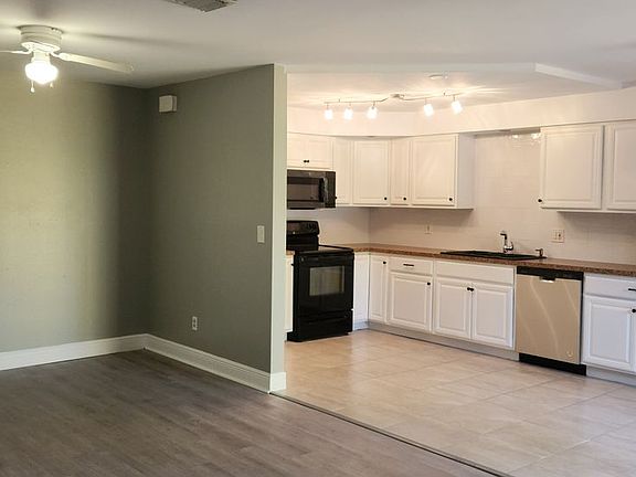 5th image of 12339 Woodrose Ct APT 1