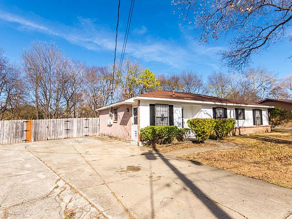 2nd image of 3055 Woodley Park Dr