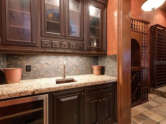 4th image of 16126 Trivoli Cir